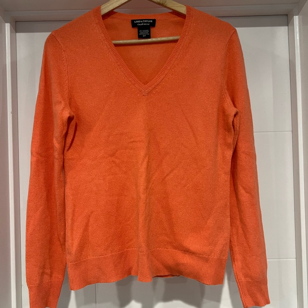Lord and Taylor Orange Cashmere V-Neck Sweater - Size S